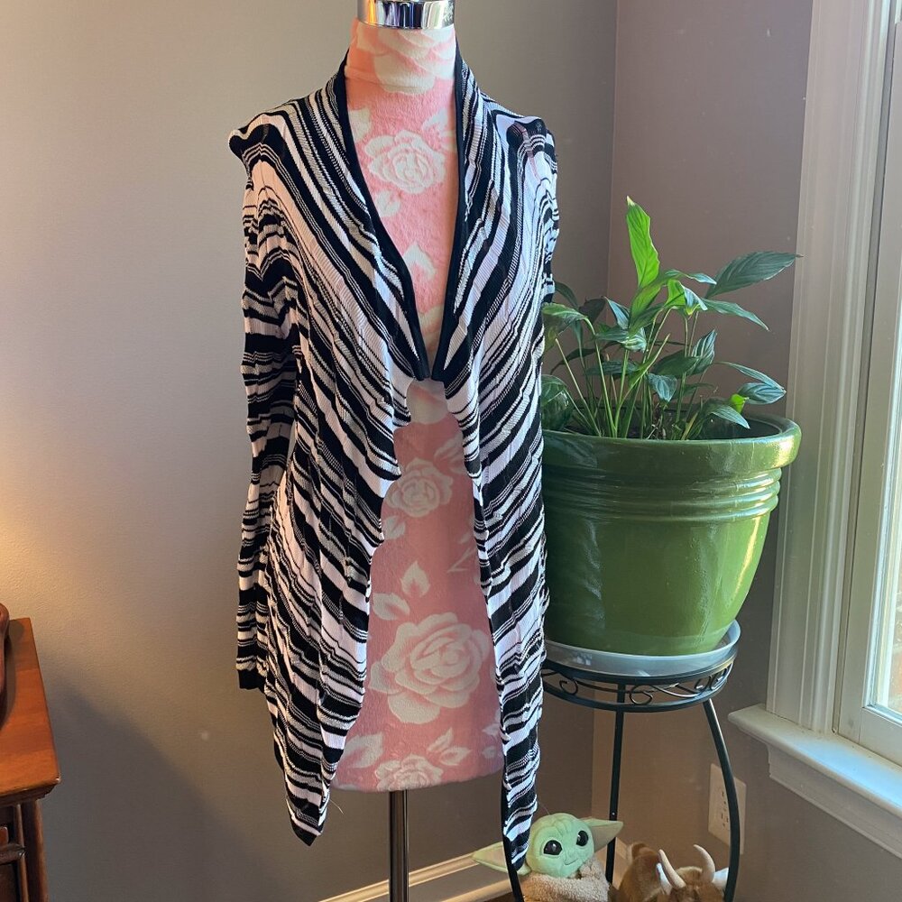 Black and White Striped Open Cardigan
